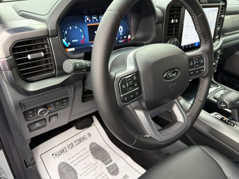 Used 2025 Ford F150 Lariat w/ Equipment Group 501A Mid image 29