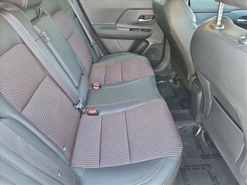 Certified 2025 Nissan Kicks SR FWD image 25