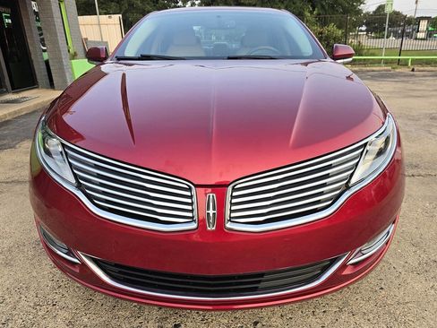Used 2016 Lincoln MKZ image 7