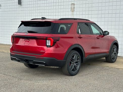 New 2026 Ford Explorer ST-Line w/ ST-Line Street Pack AWD/4WD image 32