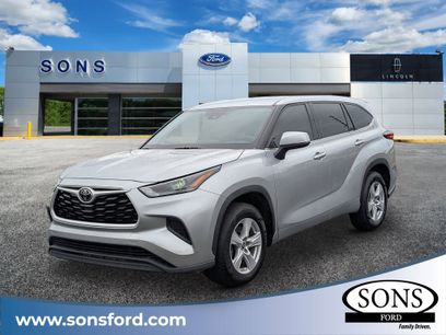Used 2022 Toyota Highlander L