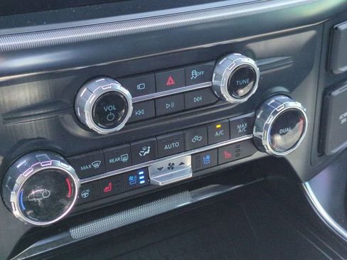 Used 2025 Ford F150 Raptor AWD/4WD image 23