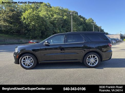 Used 2023 Dodge Durango GT image 7