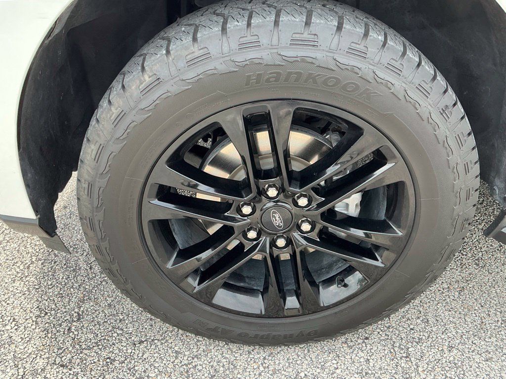Used 2023 Ford Expedition Max XLT RWD image 28