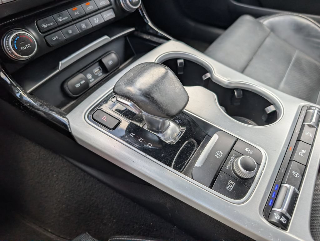 Used 2018 Kia Stinger GT2 AWD/4WD image 24