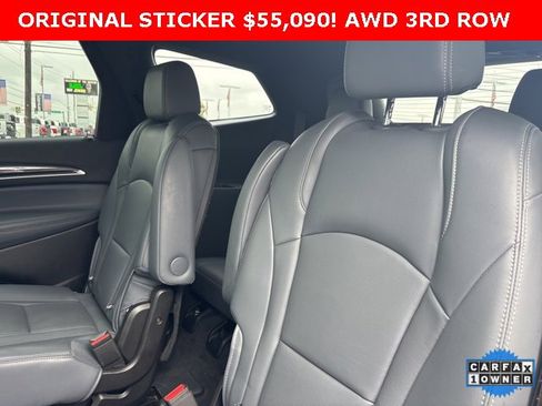 Used 2024 Buick Enclave Premium image 12