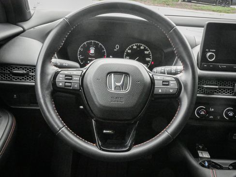 Certified 2025 Honda HR-V Sport image 18