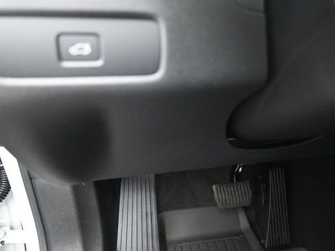 New 2026 Volvo XC60 B5 Plus w/ Protection Package Premier image 16