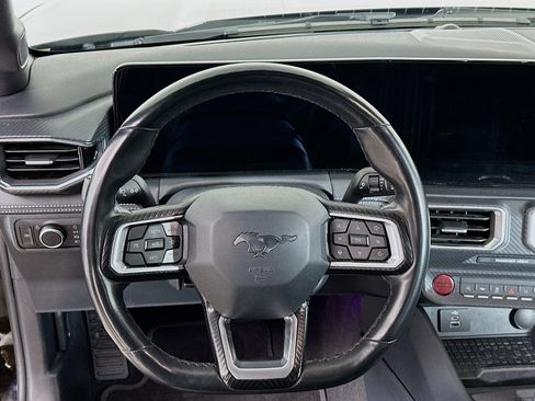 Used 2024 Ford Mustang Premium image 18