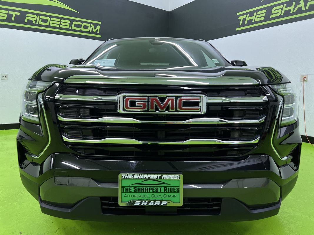 Used 2026 GMC Terrain Elevation AWD/4WD image 3