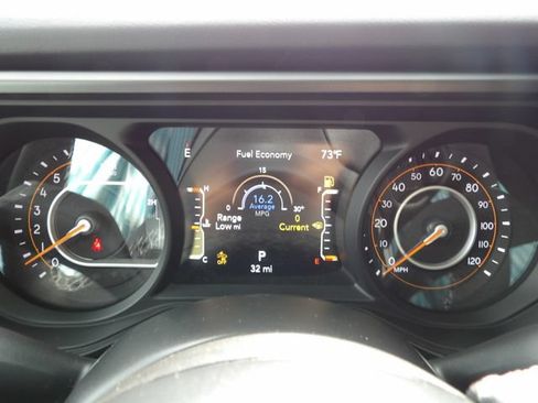 New 2026 Jeep Gladiator Mojave w/ Safety Group AWD/4WD image 14