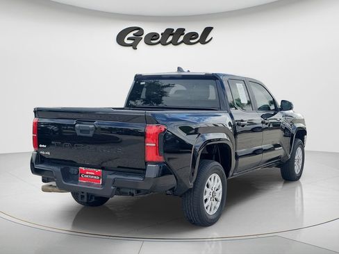 Certified 2024 Toyota Tacoma SR5 AWD/4WD image 4
