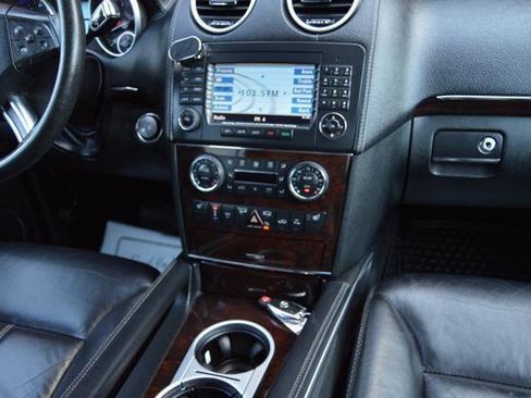 Used 2008 Mercedes-Benz GL 550 4MATIC image 20