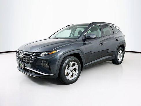 Used 2023 Hyundai Tucson SEL image 3