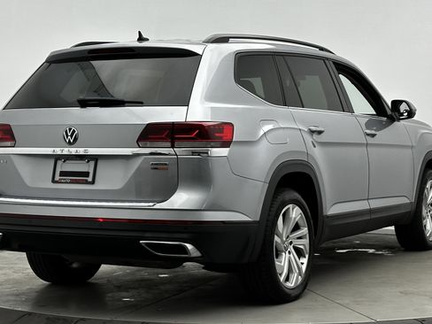 Used 2021 Volkswagen Atlas SE image 6