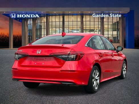 Used 2023 Honda Civic LX image 3