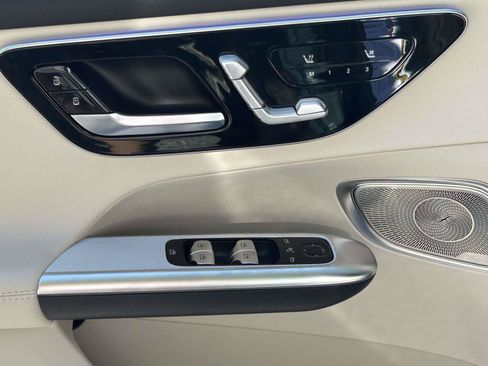 New 2027 Mercedes-Benz GLC 300 image 19