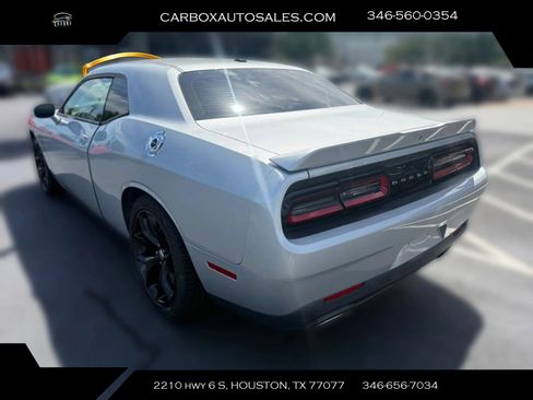 Used 2019 Dodge Challenger GT w/ Driver Convenience Group image 3
