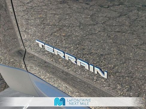 Used 2017 GMC Terrain SLE image 10