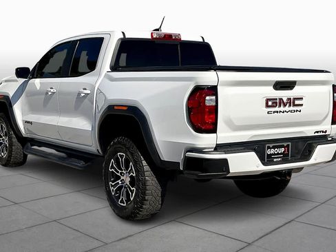 Used 2023 GMC Canyon AT4 w/ AT4 Premium Package AWD/4WD image 11