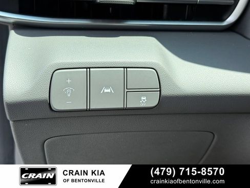 Used 2023 Hyundai Elantra SEL FWD image 12