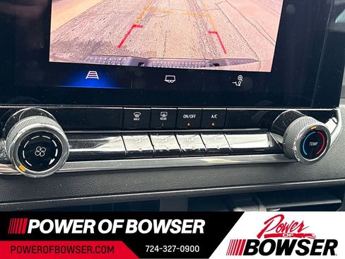 Used 2024 Chevrolet Colorado Trail Boss w/ Advanced Trailering Package image 16