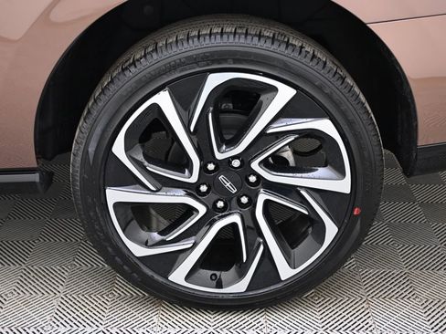 New 2026 Lincoln Navigator Black Label image 20