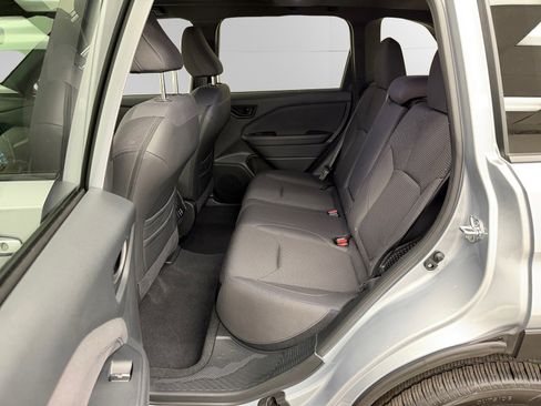 Used 2025 Subaru Forester Premium AWD/4WD image 13