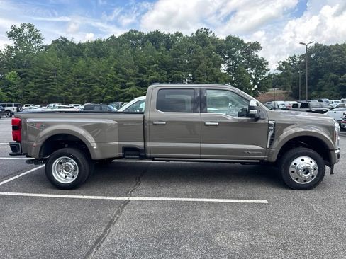 Used 2026 Ford F450 King Ranch w/ Chrome Package AWD/4WD image 23