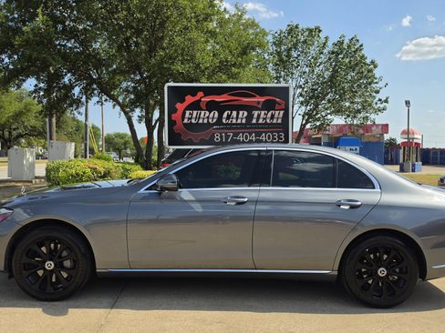 Used 2017 Mercedes-Benz E 300 w/ Premium 3 Package image 2