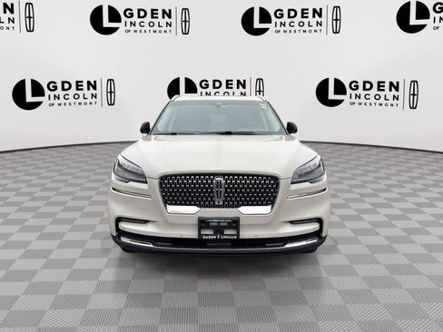 Certified 2023 Lincoln Aviator Reserve w/ Elements Package Plus image 3