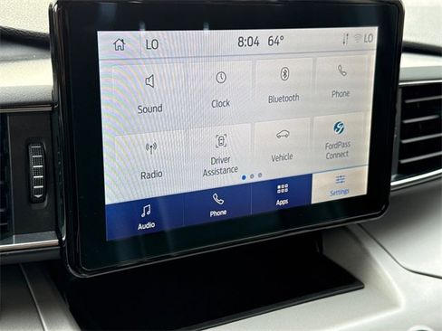 Certified 2024 Ford Explorer XLT w/ Equipment Group 202A image 25