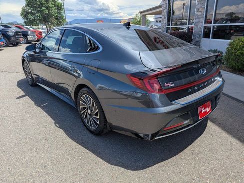 Used 2022 Hyundai Sonata Limited FWD image 3
