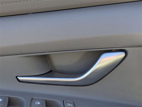 Used 2024 Hyundai Elantra SEL image 13