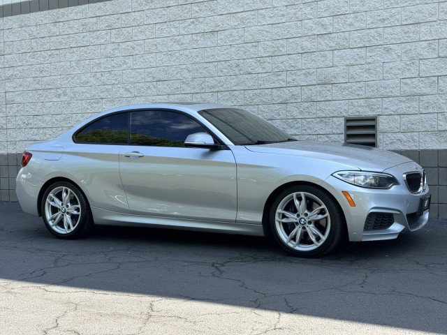 Used 2015 BMW M235i Coupe RWD image 4