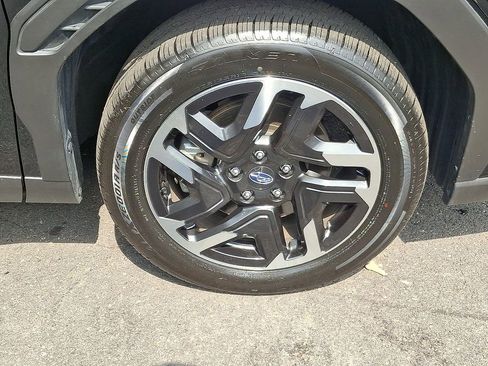 Certified 2025 Subaru Forester Limited image 8