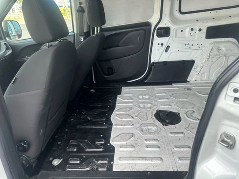 Used 2022 RAM ProMaster City Tradesman image 19