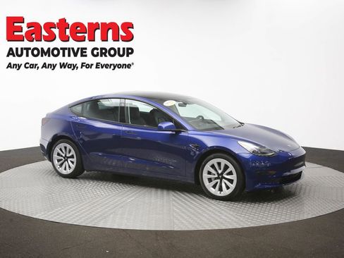 Used 2023 Tesla Model 3 Standard Range RWD image 42