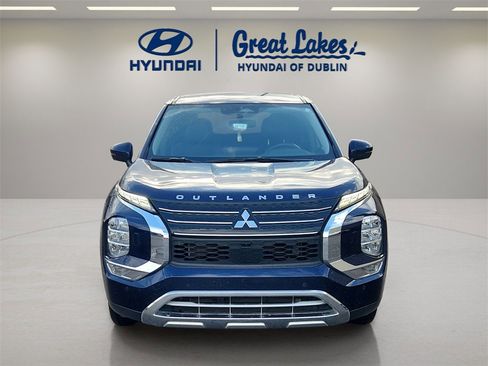 Used 2024 Mitsubishi Outlander SE image 8