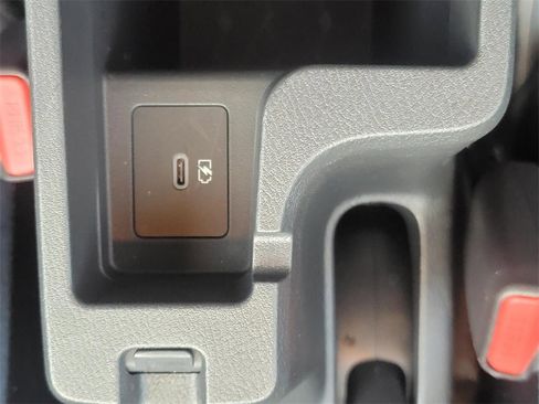 Certified 2025 Nissan Versa SV w/ Trunk Package image 30