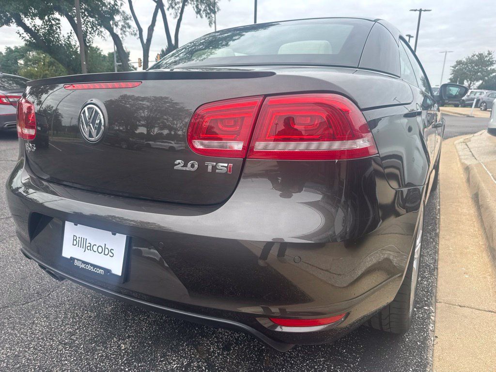 Used 2015 Volkswagen Eos Executive FWD image 8