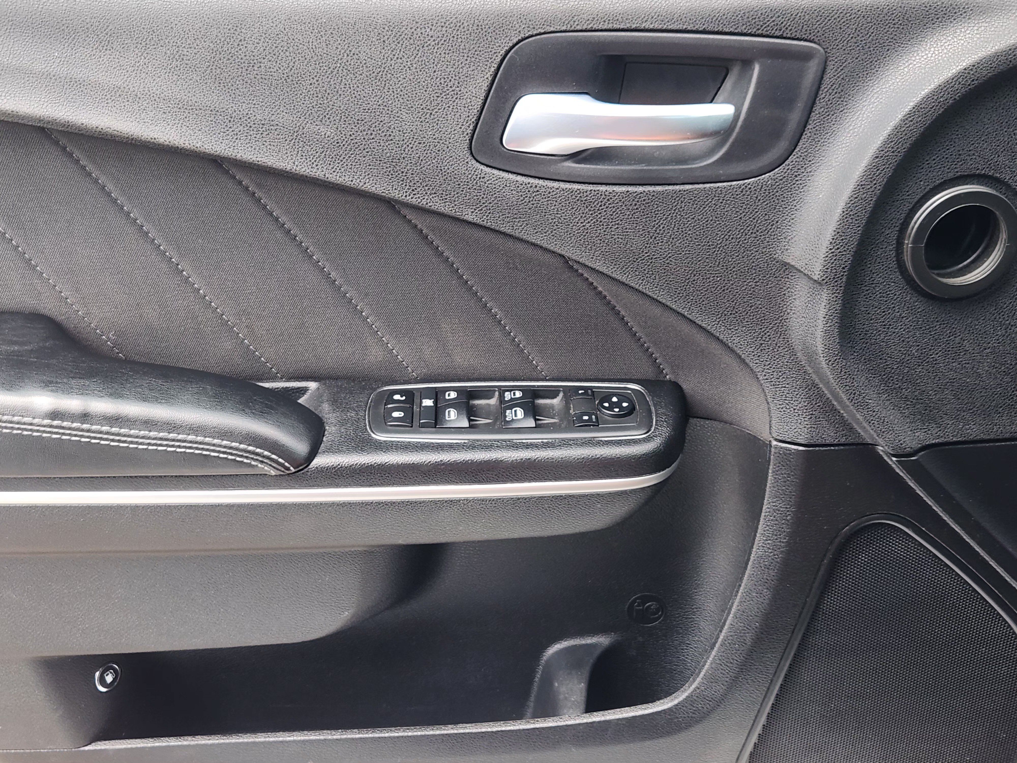 Used 2019 Dodge Charger GT RWD image 22