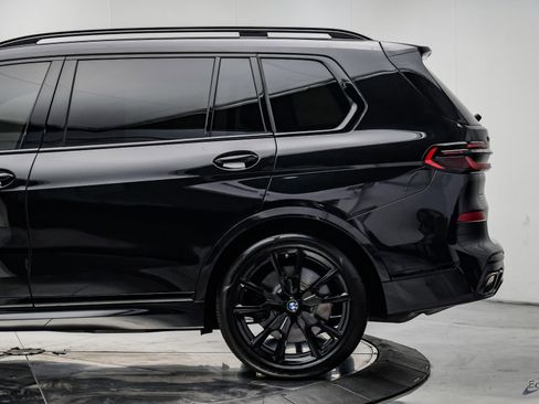 Used 2026 BMW X7 M60i AWD/4WD image 9
