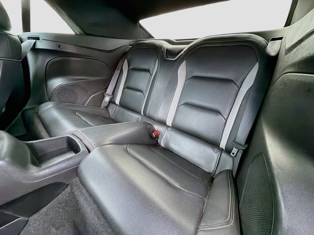Used 2020 Chevrolet Camaro SS RWD image 19