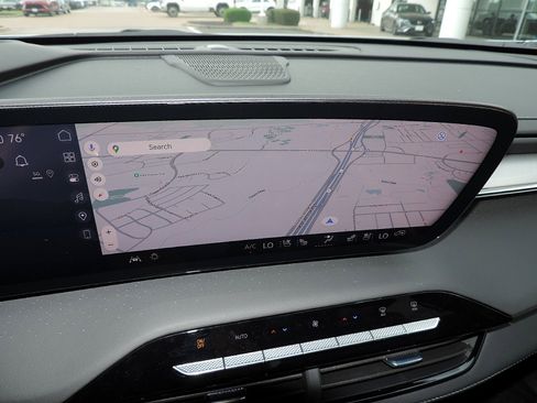 New 2026 Buick Enclave Avenir w/ Super Cruise Package FWD image 23
