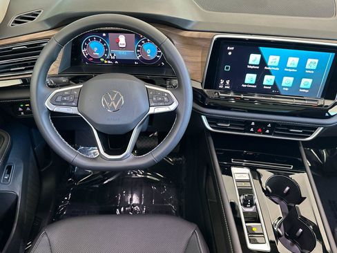 New 2026 Volkswagen Atlas SE AWD/4WD image 13