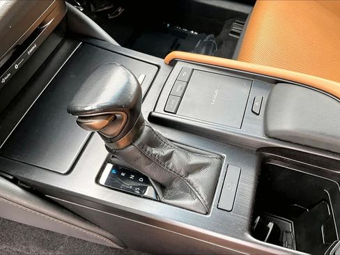 Used 2022 Lexus ES 350 w/ Accessory Package 2 FWD image 17