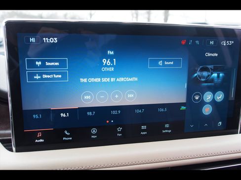 Used 2021 Lincoln Nautilus Reserve w/ Equipment Group 201A image 29