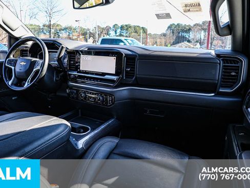 Used 2024 Chevrolet Silverado 2500 LTZ image 30