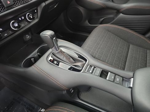 Used 2024 Honda HR-V Sport image 24